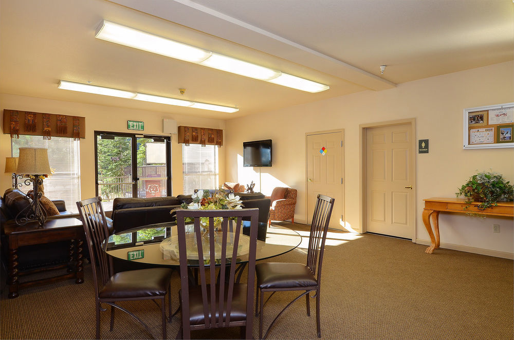 The Ridge Crest Hotel Стейтлайн Екстериор снимка